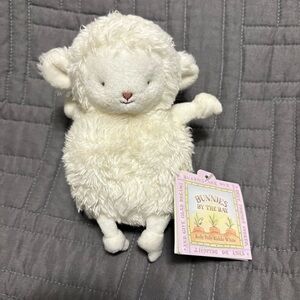 Bunnies by the Bay Cream Plush Lamb